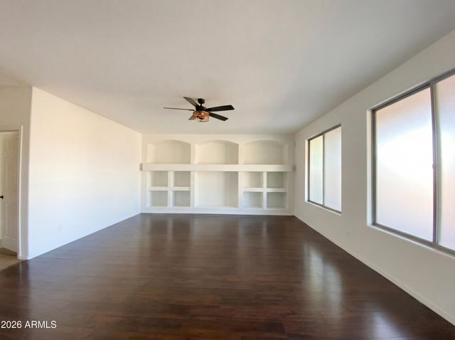 1278 E ALTADONNA Court, San Tan Valley, AZ 85140