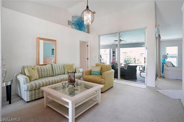 117 NE 23rd ST, Cape Coral, FL 33909