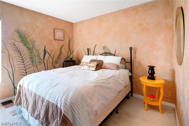 117 NE 23rd ST, Cape Coral, FL 33909