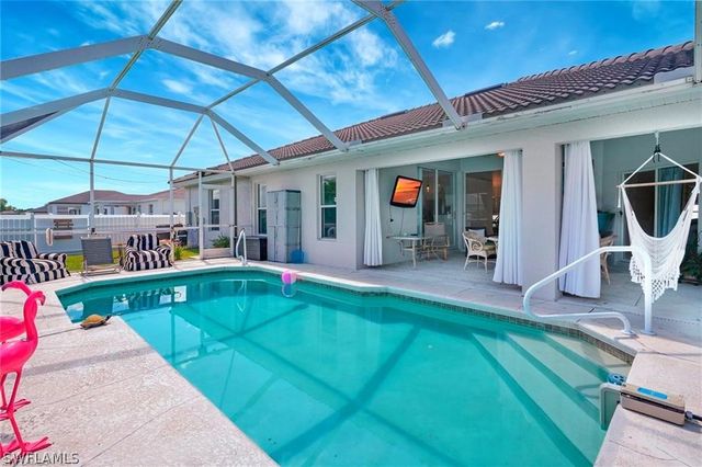 117 NE 23rd ST, Cape Coral, FL 33909