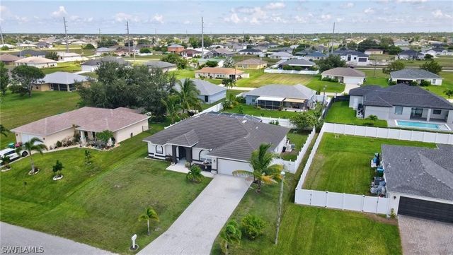 117 NE 23rd ST, Cape Coral, FL 33909
