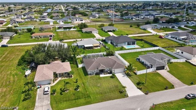 117 NE 23rd ST, Cape Coral, FL 33909