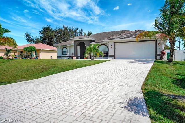 117 NE 23rd ST, Cape Coral, FL 33909