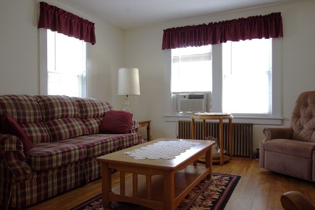 112 Blaine Ave, East Brookfield, MA 01515
