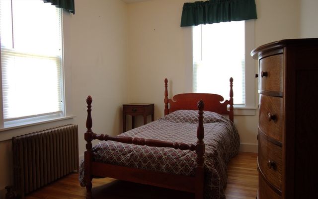 112 Blaine Ave, East Brookfield, MA 01515