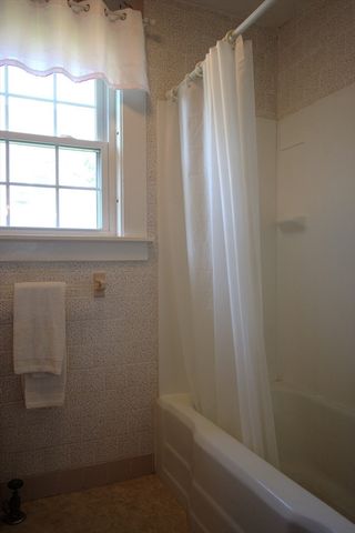 112 Blaine Ave, East Brookfield, MA 01515