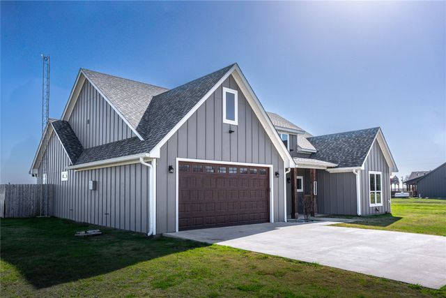 1990 Sommerfeld Drive, Waco, TX 76705