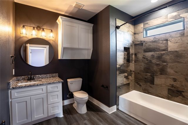 1990 Sommerfeld Drive, Waco, TX 76705