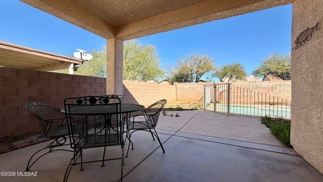 9037 E Orchid Vine Drive, Tucson, AZ 85747