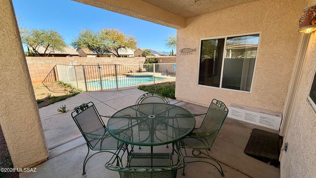 9037 E Orchid Vine Drive, Tucson, AZ 85747
