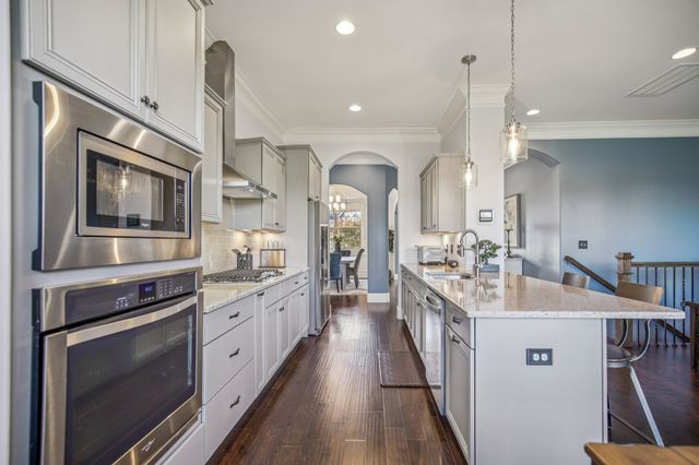 104 Copper Creek Dr, Goodlettsville, TN 37072