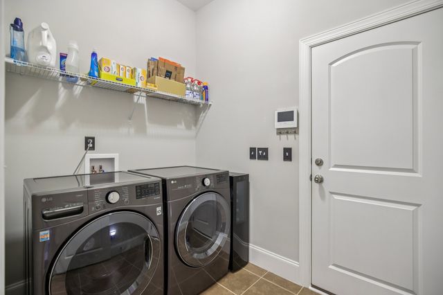 104 Copper Creek Dr, Goodlettsville, TN 37072