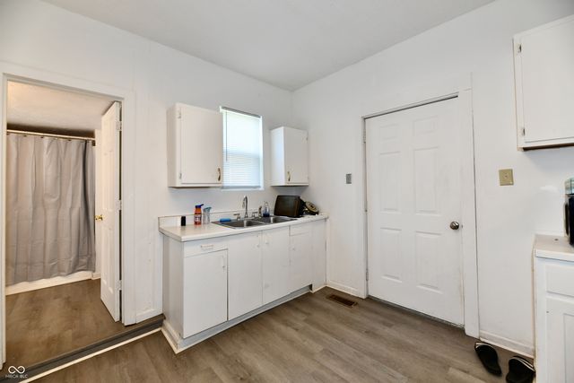 59-61 E Washington Street, Mooresville, IN 46158