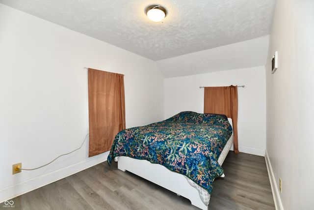 59-61 E Washington Street, Mooresville, IN 46158
