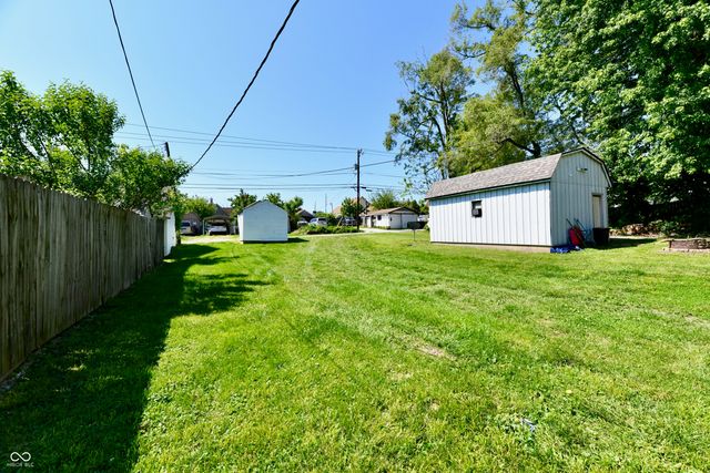 59-61 E Washington Street, Mooresville, IN 46158