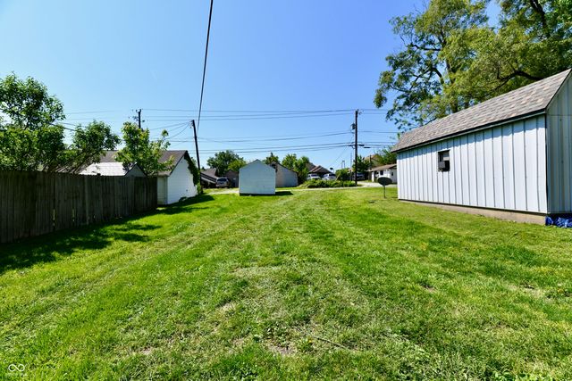 59-61 E Washington Street, Mooresville, IN 46158