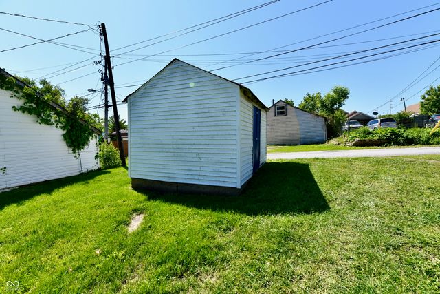 59-61 E Washington Street, Mooresville, IN 46158