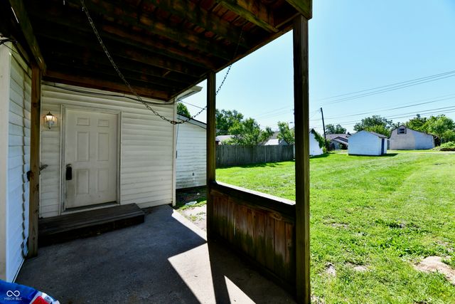 59-61 E Washington Street, Mooresville, IN 46158