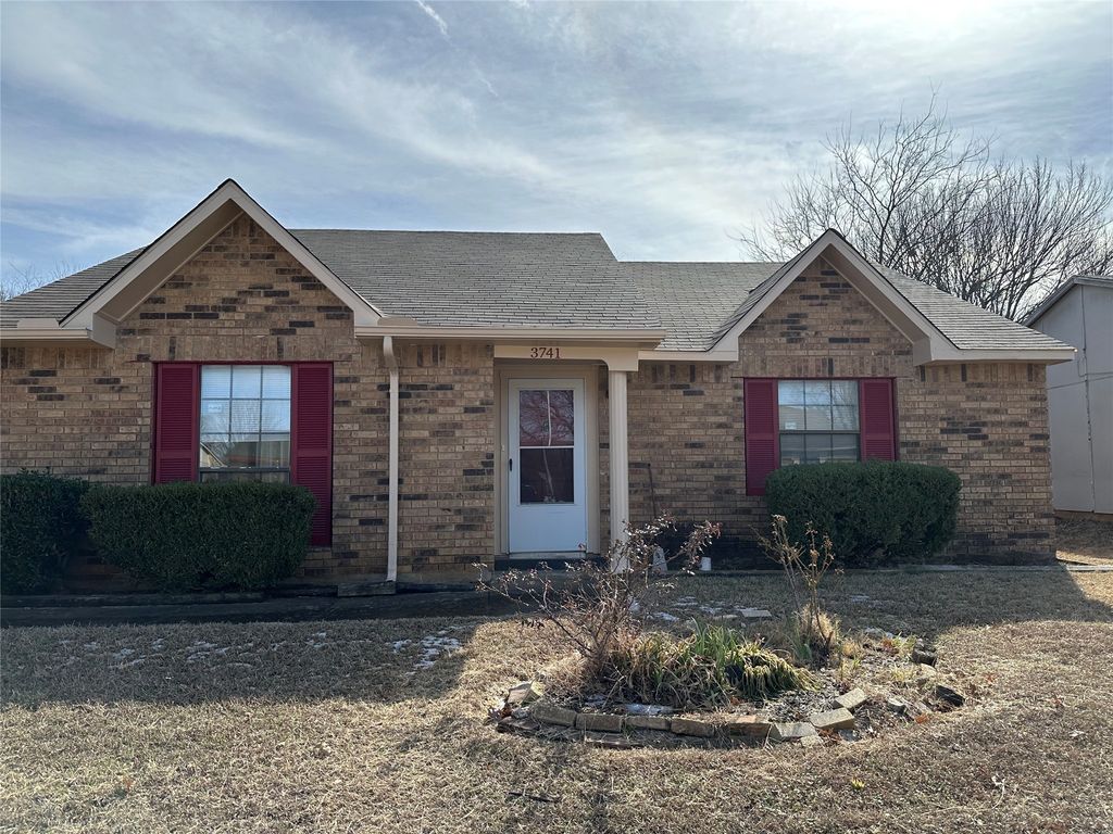 3741 Horizon Place, Fort Worth, TX 76133