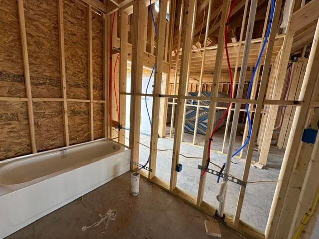 Image 5 of property listing at 3119 Maplewood Drive, San Angelo, TX 76904