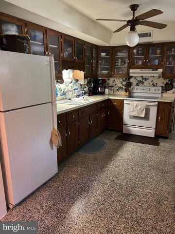 956 NEW BROOKLYN RD, Sicklerville, NJ 08081