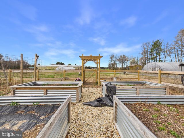 8416 HARMONY RD, Denton, MD 21629