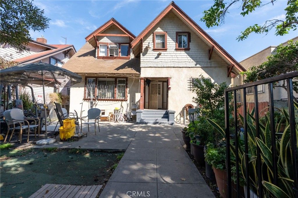 1217 W 39th Street, Los Angeles, CA 90037