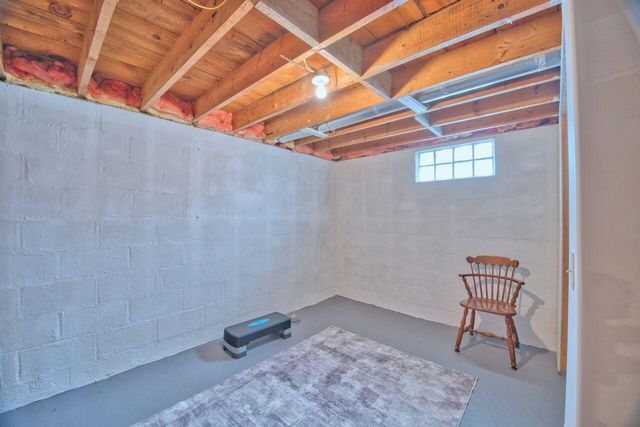 802 3rd Street NW, Chisholm, MN 55719