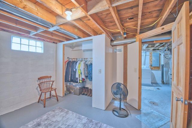 802 3rd Street NW, Chisholm, MN 55719