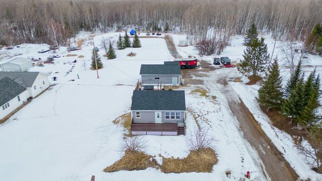 802 3rd Street NW, Chisholm, MN 55719