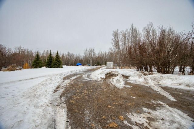 802 3rd Street NW, Chisholm, MN 55719