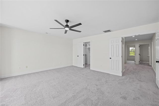 2 Curtis LN, Hampton, VA 23669