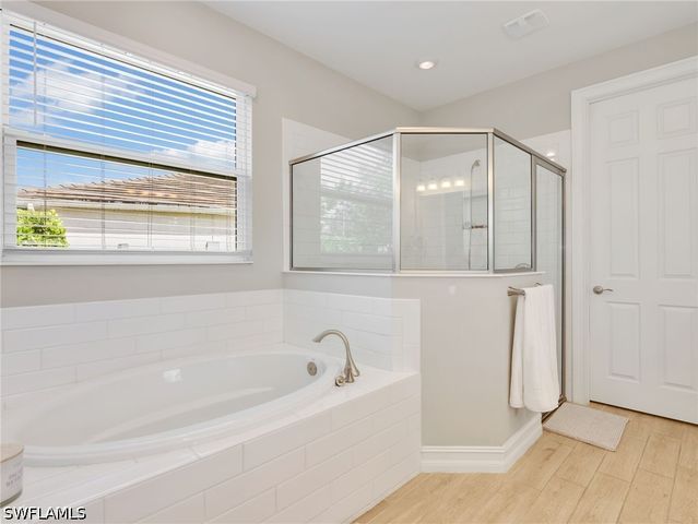 28121 Seasons Tide AVE, Bonita Springs, FL 34135
