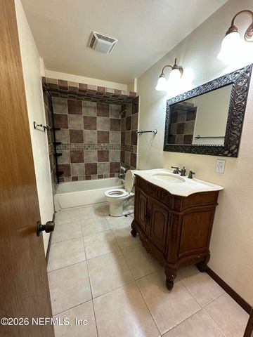 962 GROVE PARK Drive E, Orange Park, FL 32073