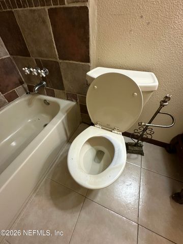 962 GROVE PARK Drive E, Orange Park, FL 32073