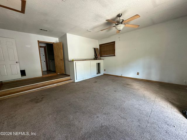 962 GROVE PARK Drive E, Orange Park, FL 32073