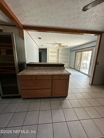 962 GROVE PARK Drive E, Orange Park, FL 32073