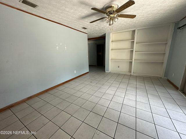 962 GROVE PARK Drive E, Orange Park, FL 32073