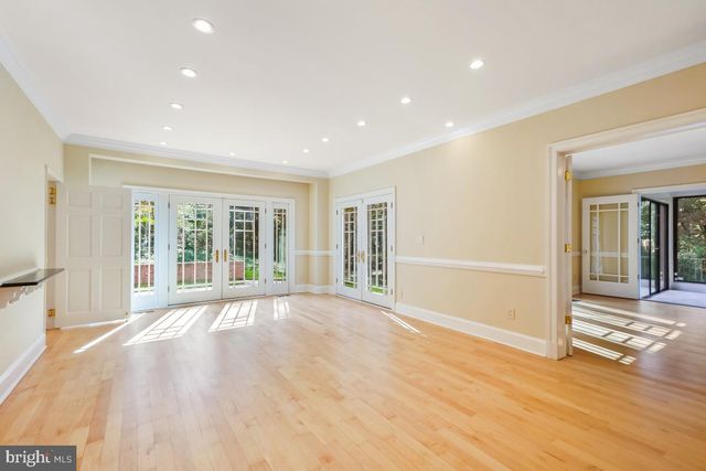 4900 INDIAN LN NW, Washington, DC 20016