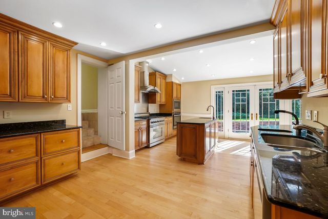 4900 INDIAN LN NW, Washington, DC 20016