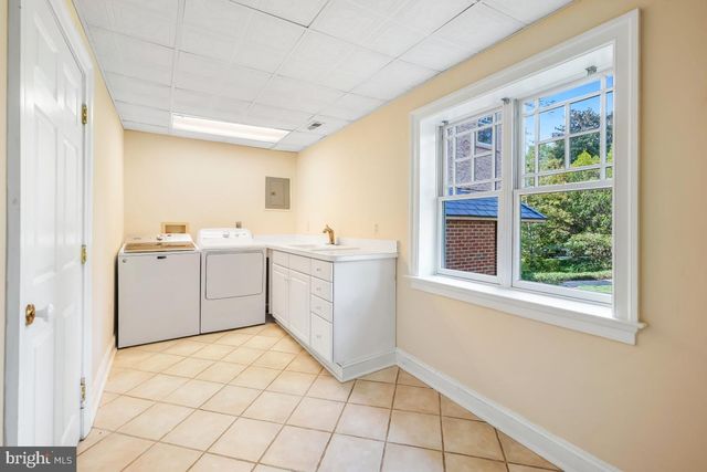 4900 INDIAN LN NW, Washington, DC 20016