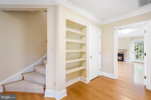 4900 INDIAN LN NW, Washington, DC 20016