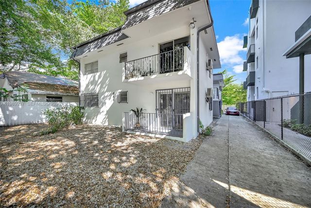 641 NW 2nd St 1, Miami, FL 33128
