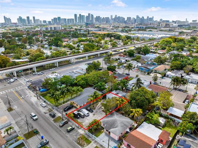 1236 NW 28th St 4, Miami, FL 33142