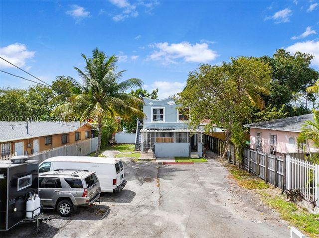 1236 NW 28th St 4, Miami, FL 33142