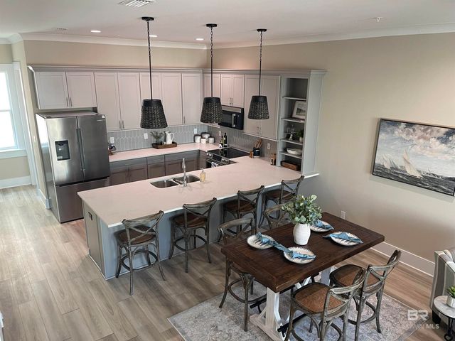 951 W Lagoon Avenue F, Gulf Shores, AL 36542