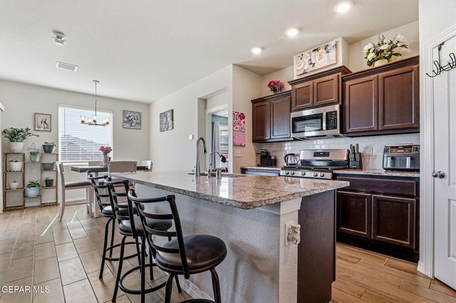 6166 HIDDEN PASSAGE Avenue, El Paso, TX 79924