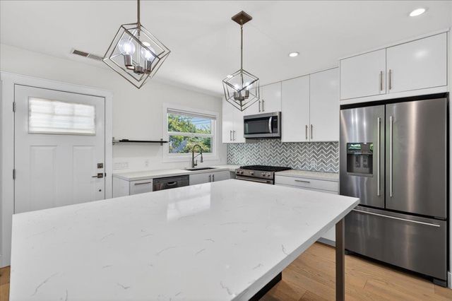 2080 Heatherdale Avenue, San Jose, CA 95128