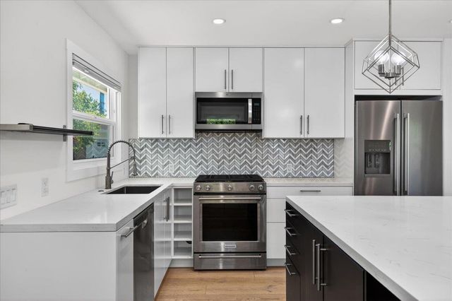 2080 Heatherdale Avenue, San Jose, CA 95128