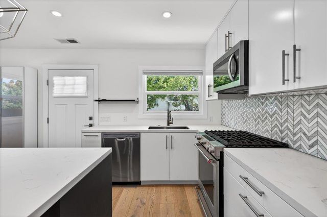 2080 Heatherdale Avenue, San Jose, CA 95128